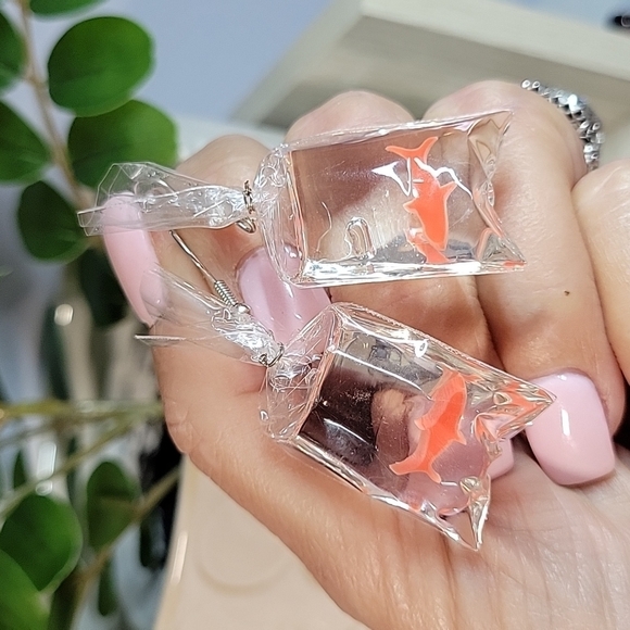 Carnival Winner Drop Earrings - Picture 4 of 6